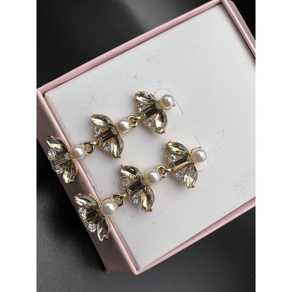 Crystal and Pearl Drop Earrings - Picture 2 of 4